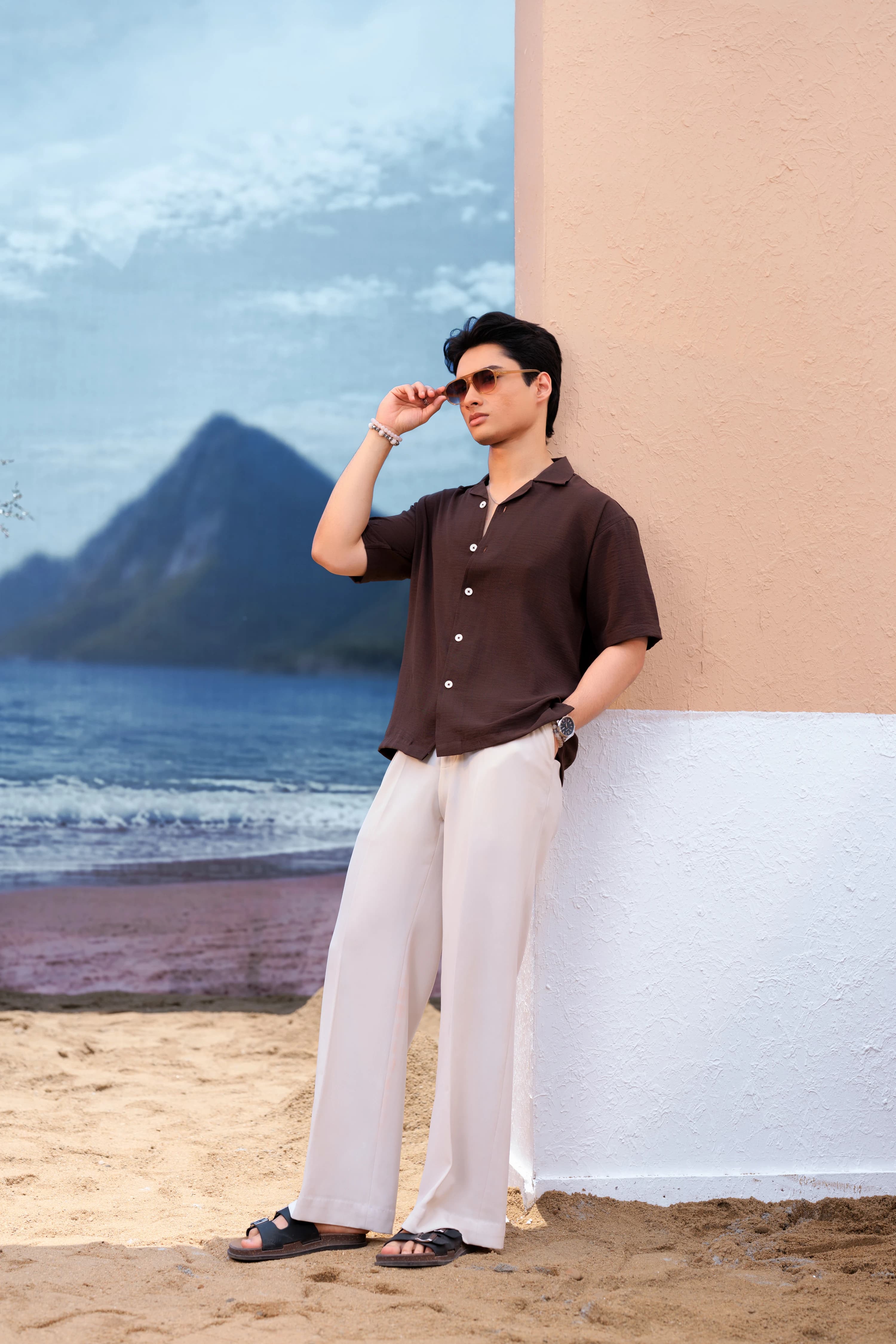 Half  Crop Boxy Shirt | Coffee thumbnail 3