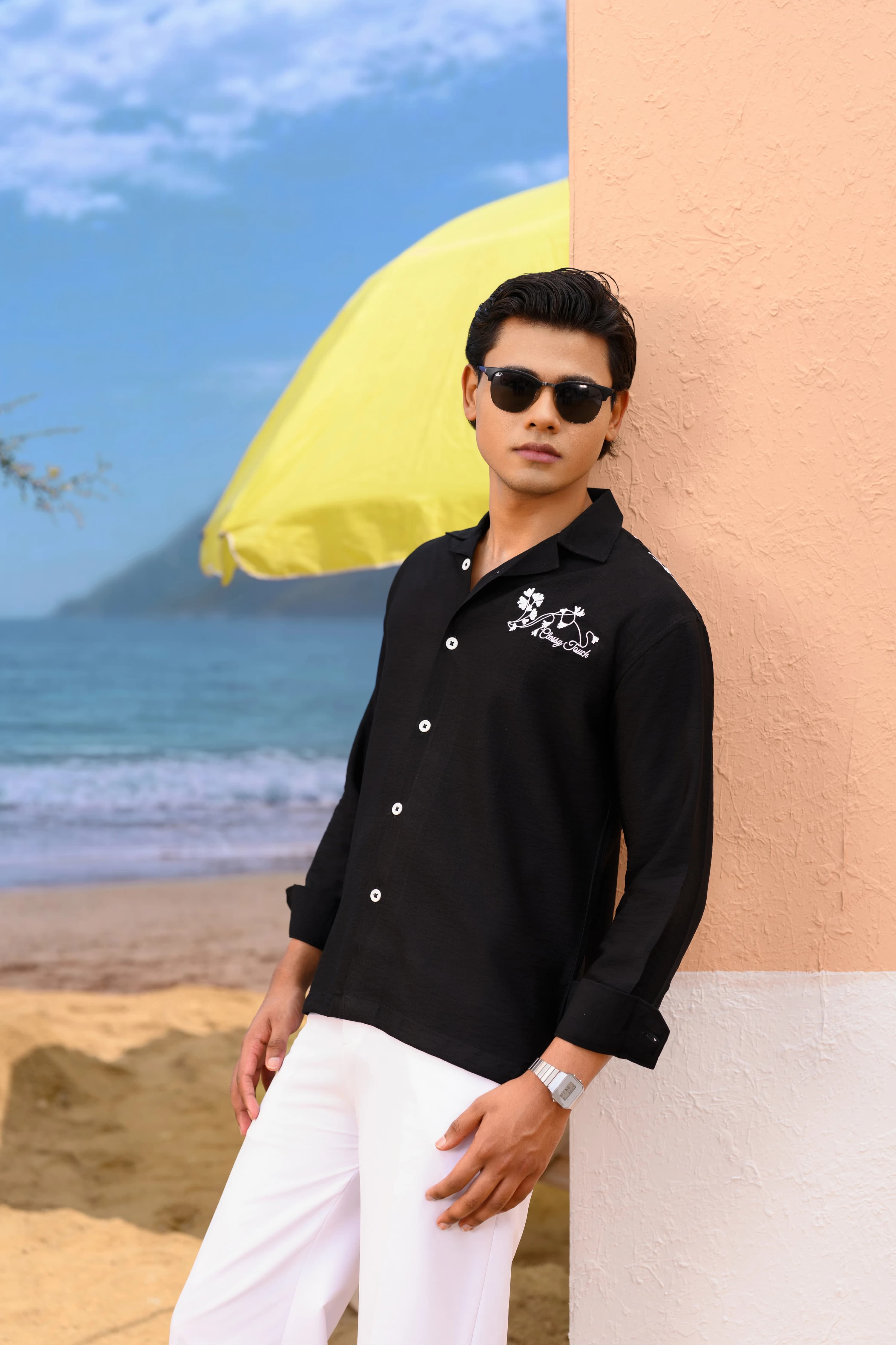 Floral Embo Shirt | Black