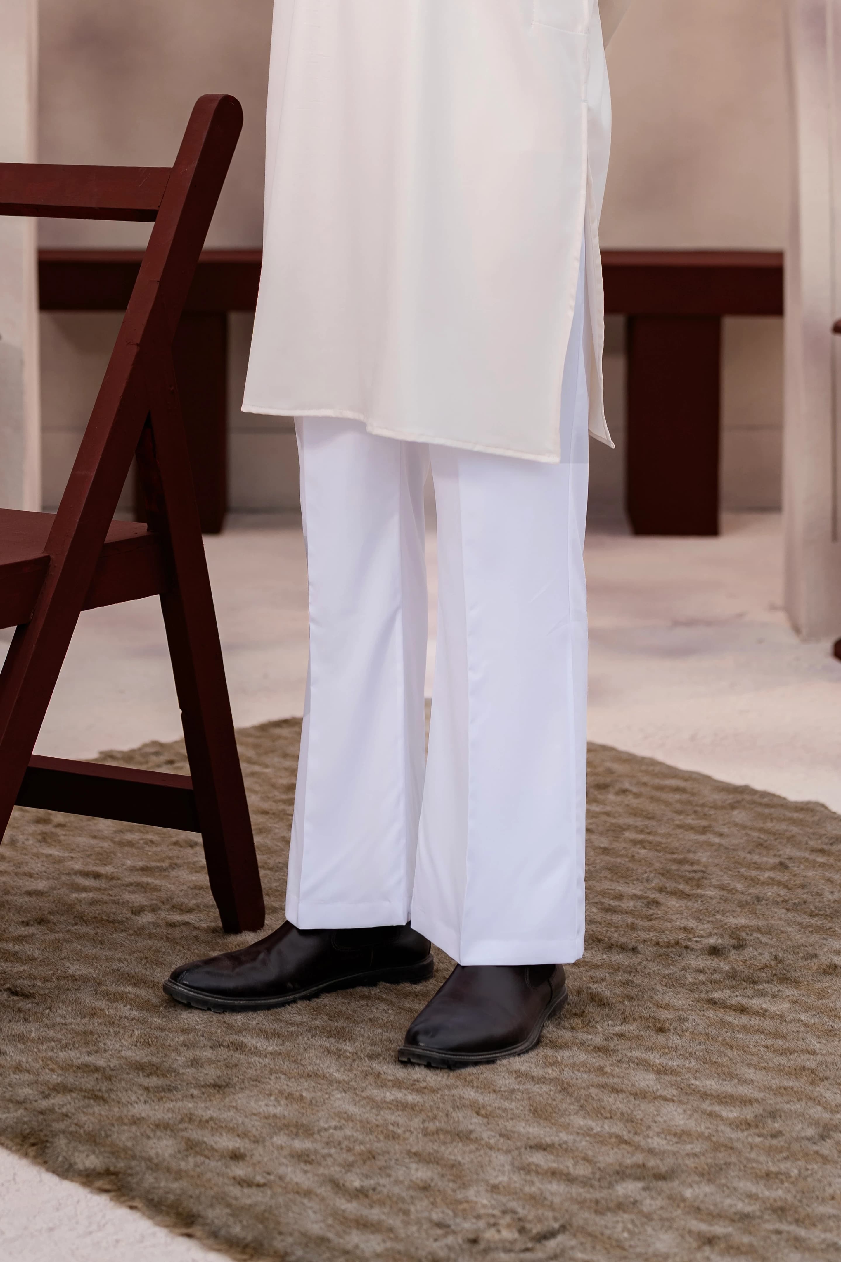 Flared Pajama – White