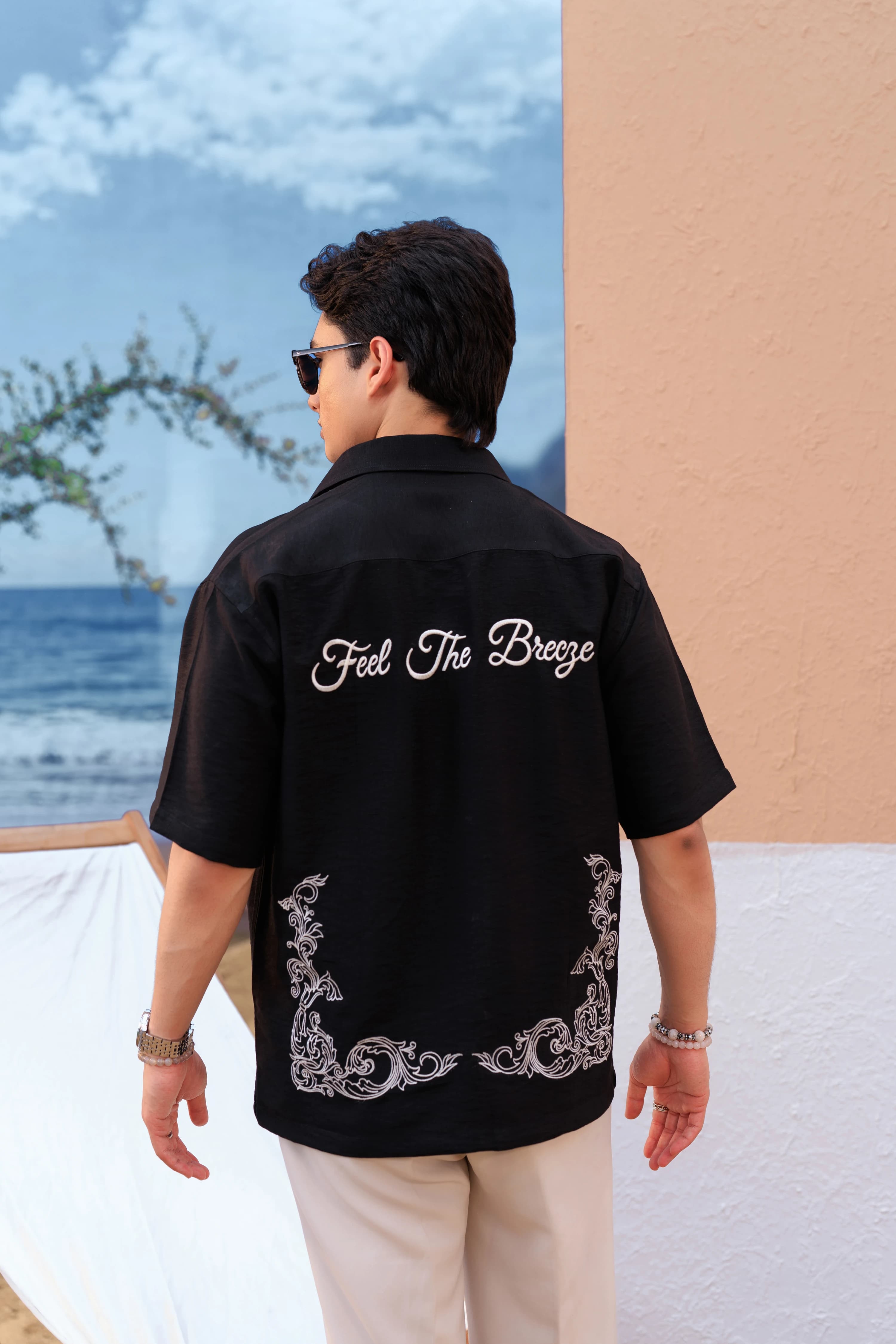 Boxy Embo Shirts - Black