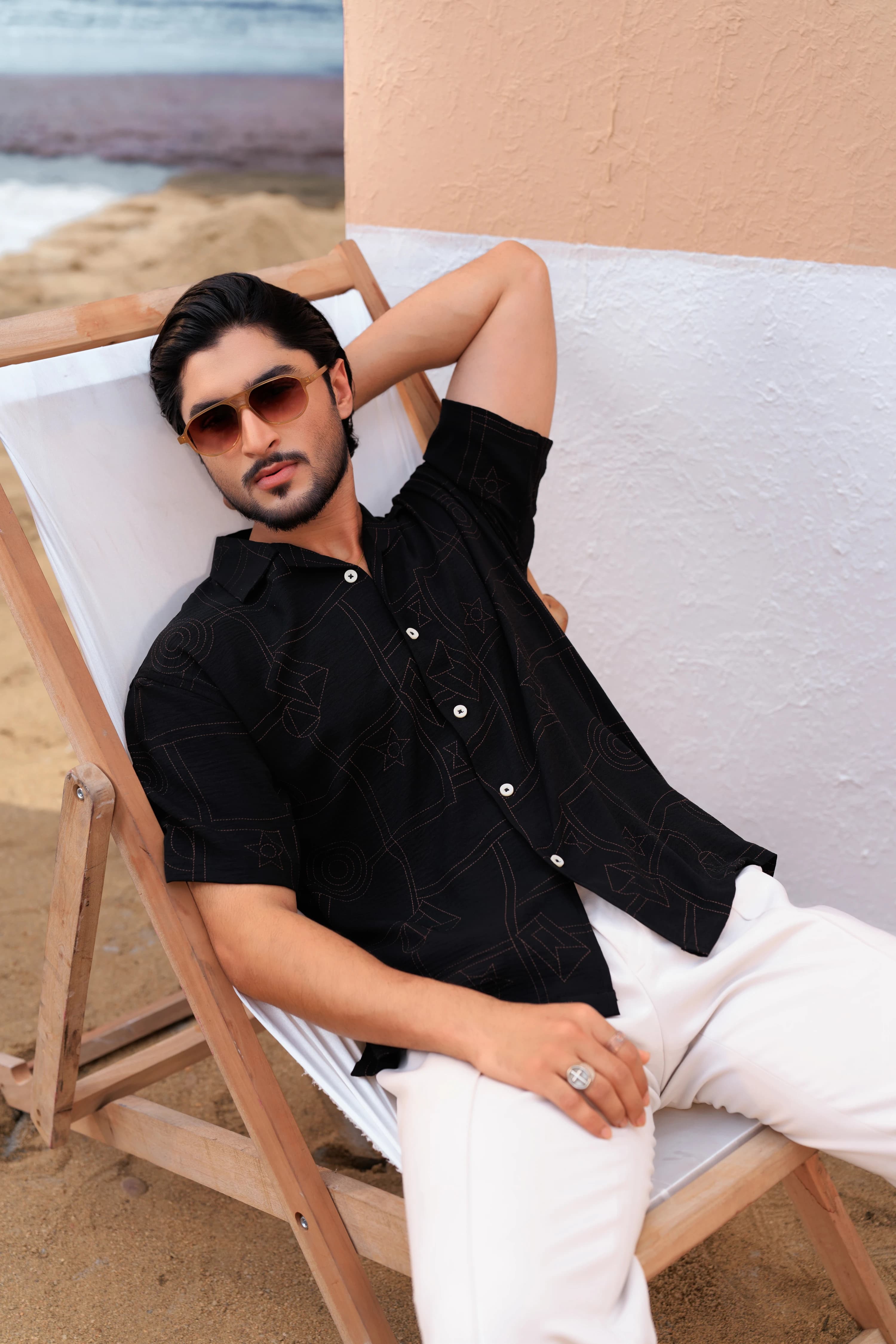 Half  Crop Boxy Shirt | Black