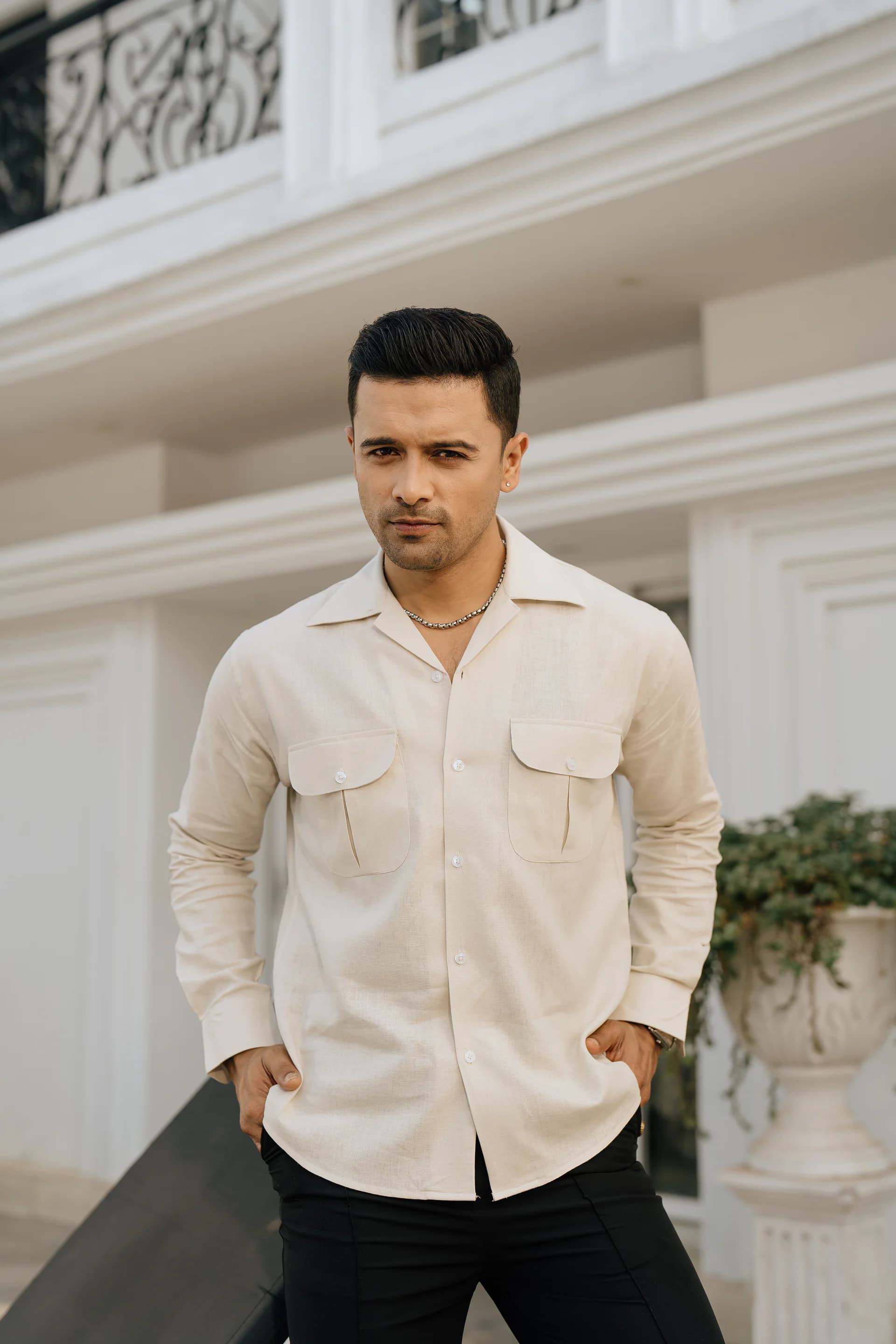 Double Pocket Linen Shirt - Off white