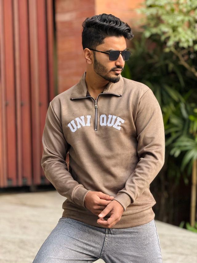 Premium Zipper sweatshirt