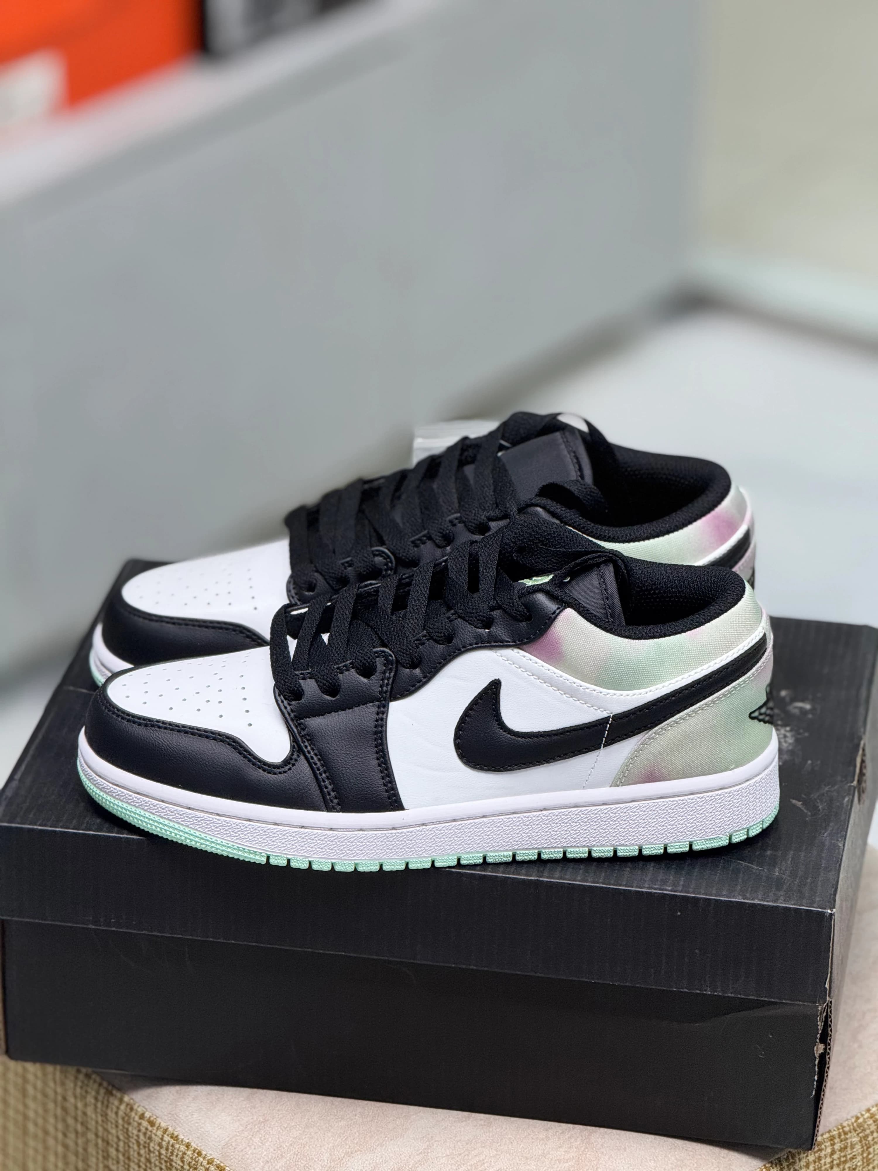 Nike Air Jordan 1 Low SE | Easter Pastel Tie Dye