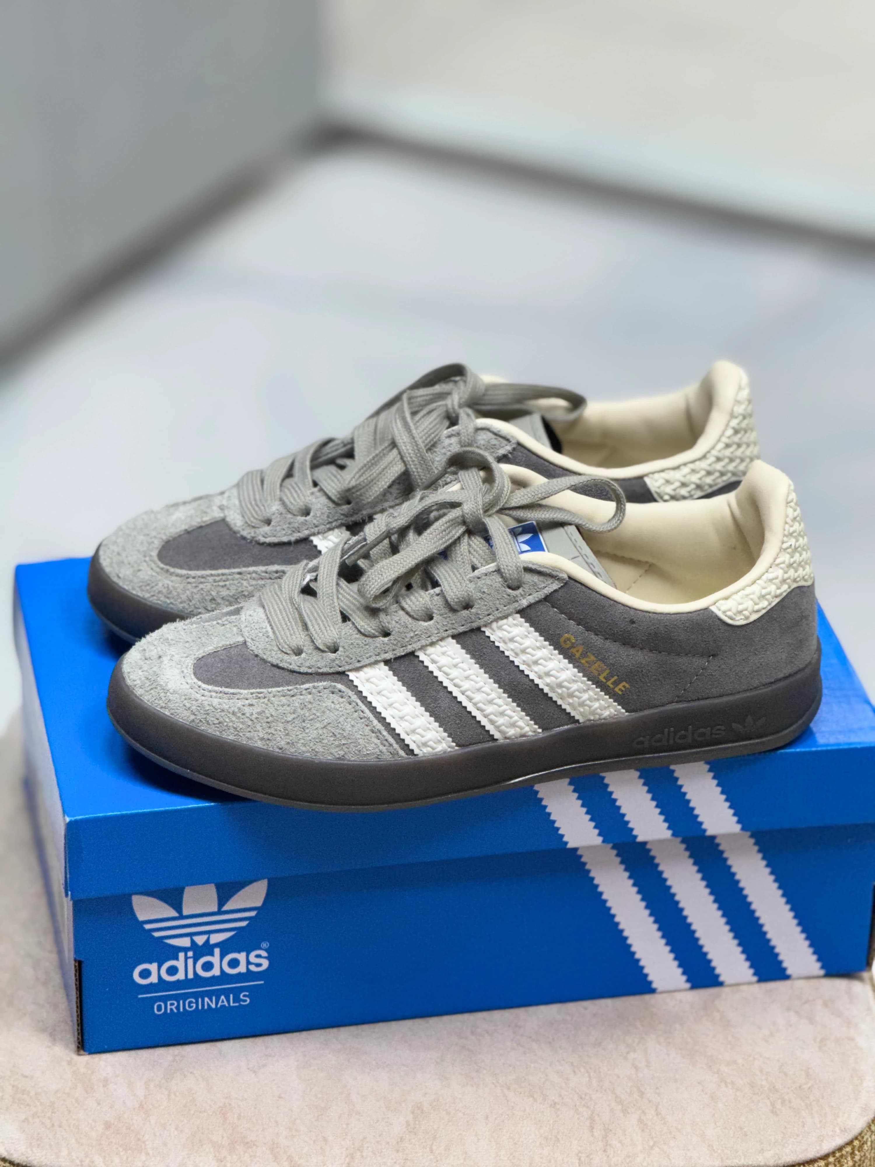 Adidas Gazelle β Suede Grey